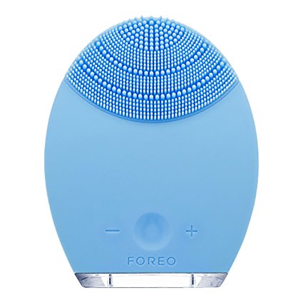 FOREO LUNA Face Exfoliator Brush and Silicone Cleansing Device for Combination Skin, Blue