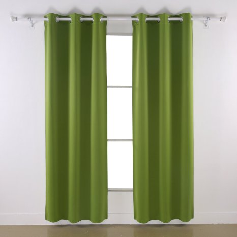 Deconovo Room Darkening Thermal Insulated Blackout Grommet Window Curtain Panel For Living Room Green42x63-Inch1 Panel