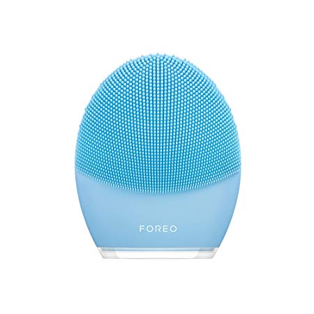 FOREO LUNA 3 Smart Facial Cleansing and Firming Massage Brush for Combination Skin