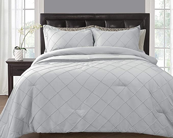 3 Pieces Comforter Set—Grid Breathable Soft Microfiber Bedding Set, Pinch Pleat Design,Luxury Lightweight Checkered Collections for All Seasons, Including 1 Comforter and 2 Pillowcases (SILVER, KING)